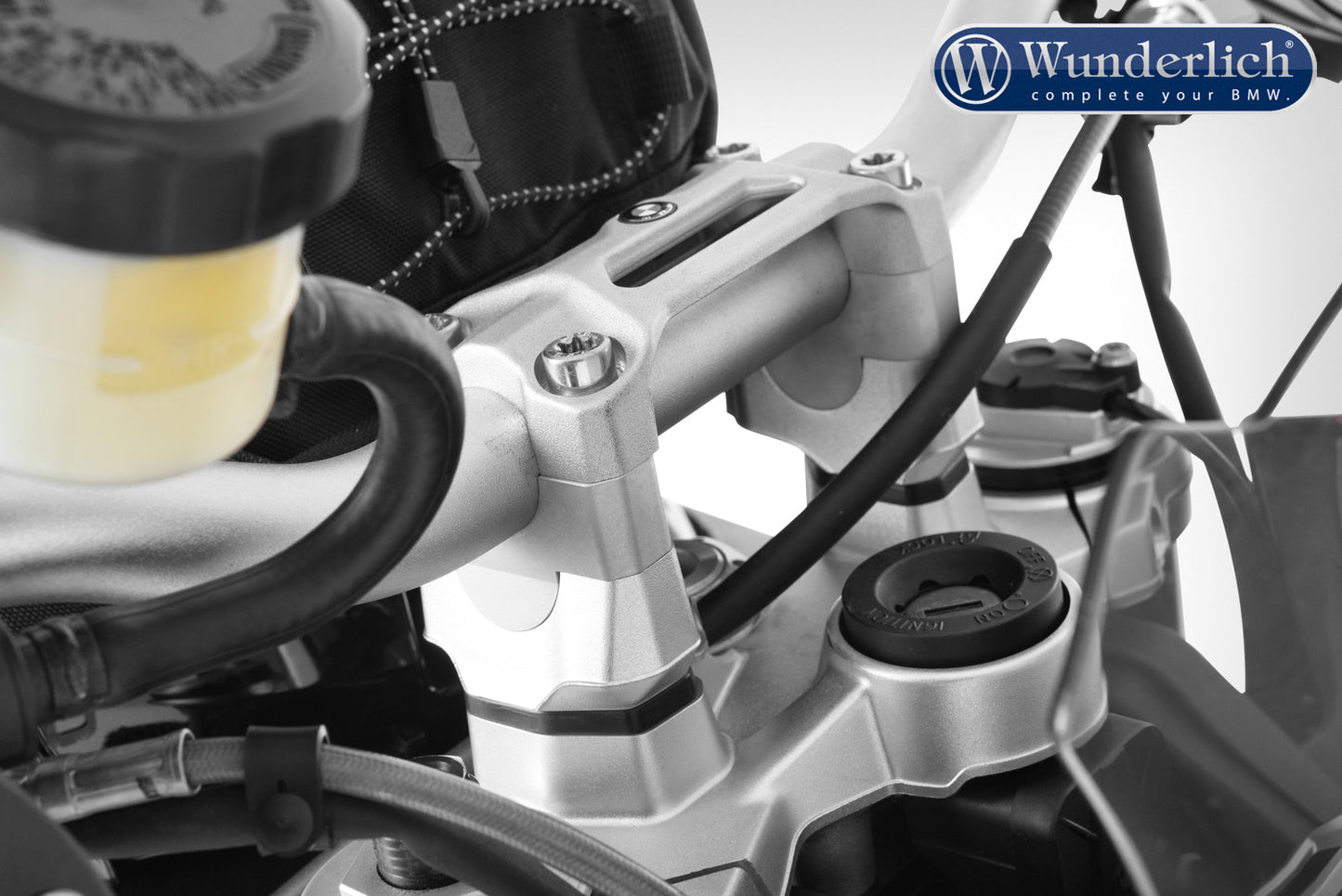 BMW S1000R Ergonomics - Risers +20mm.