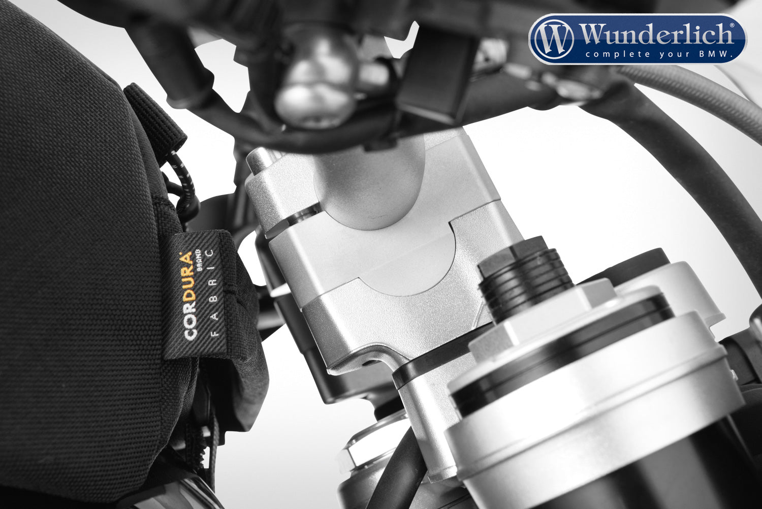 BMW S1000R Ergonomics - Risers +20mm.