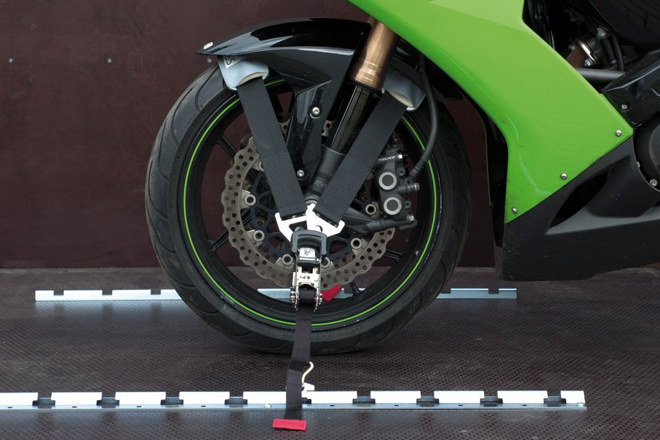 Motorcycle Transport - Tyre Fix Transport Lock.