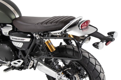 Triumph Scrambler 1200 XE  / XC Carrier - Sidecases Permanent Fixed (Left Side, Black).