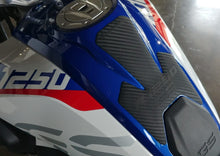 BMW R 1250GS LC Ergonomics - Tank Pad.