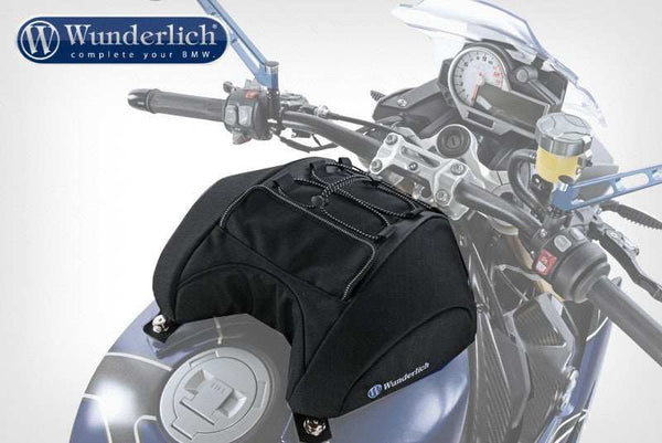 BMW S1000RR Tank Bag - 5L Sports Bag in black securely attached to motorcycle tank, featuring ergonomic design and durable materials.