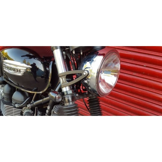 Triumph Street Twin Styling - Headlight Brackets.