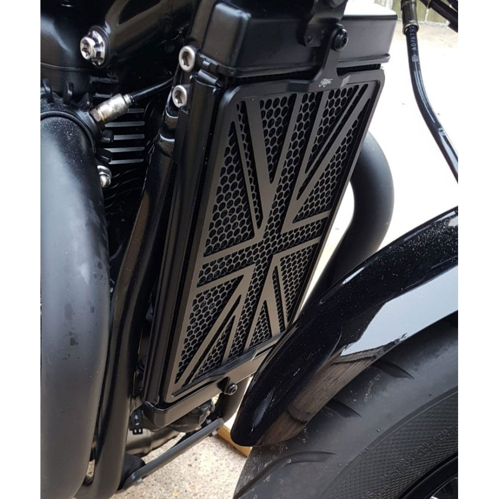 Triumph Bobber Radiator - Protection.
