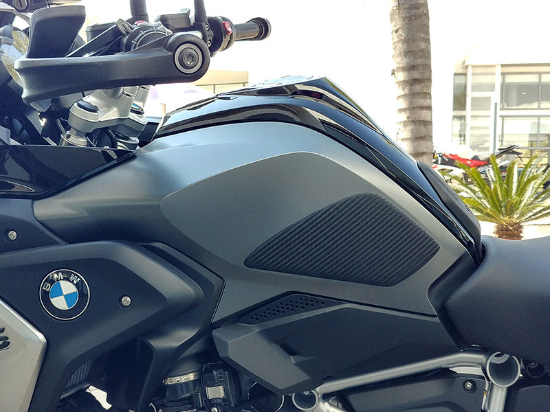 BMW R 1200GS LC Ergonomics - Knee Pad.