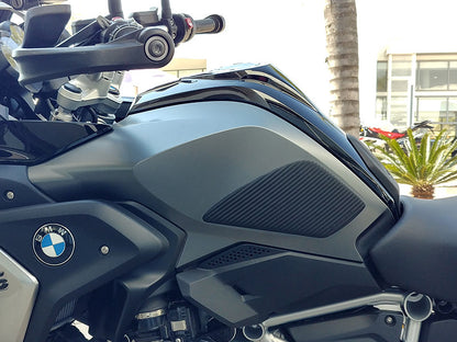 BMW R 1200GS LC Ergonomics - Knee Pad.
